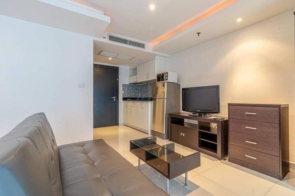 Avenue Residence C5 Паттайя Экстерьер фото